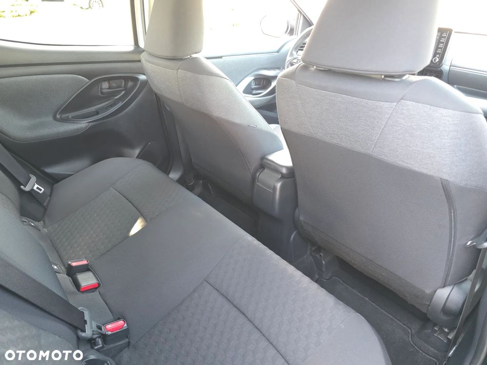 Toyota Yaris - 28