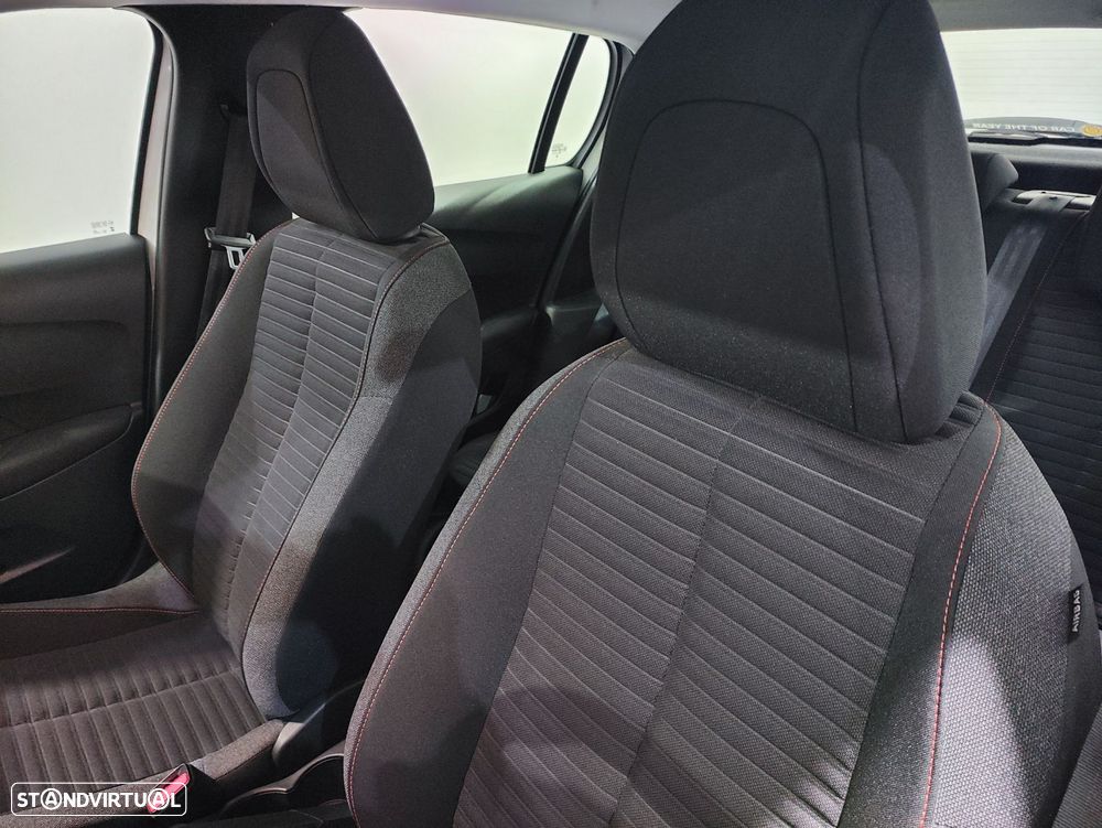 Peugeot 208 1.2 PureTech Active Pack - 8