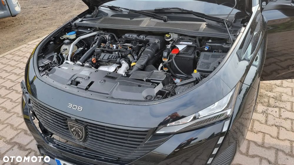 Peugeot 308 BlueHDi 130 EAT8 Allure - 33