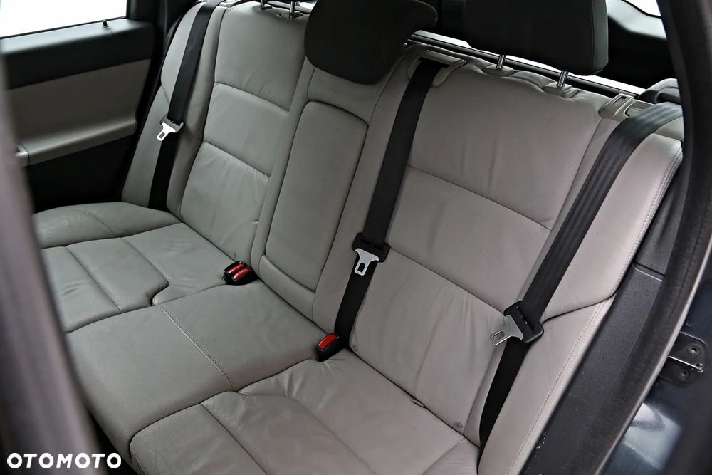 Volvo V50 2.0D DPF Powershift - 32