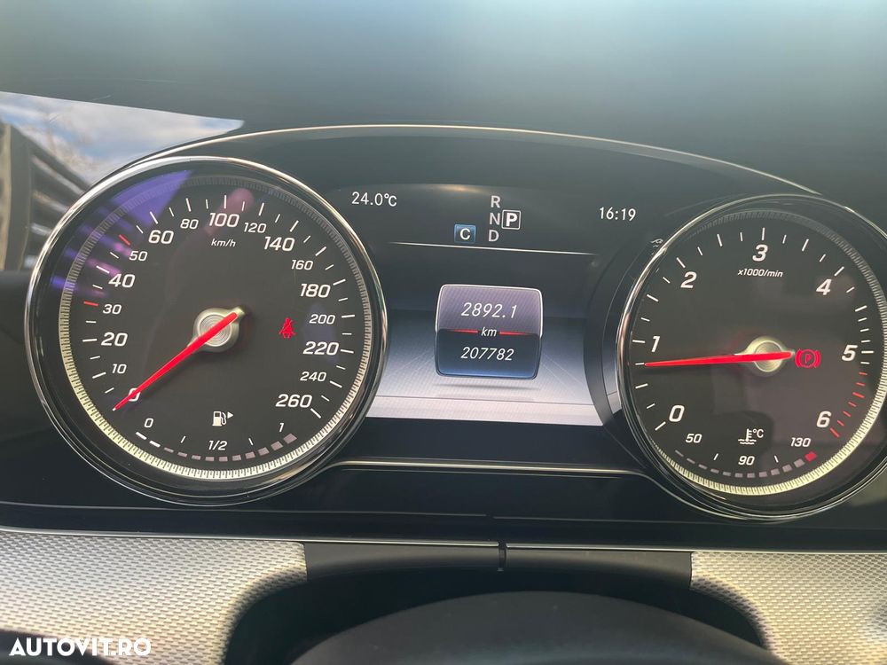 Mercedes-Benz E 220 d 9G-TRONIC - 18