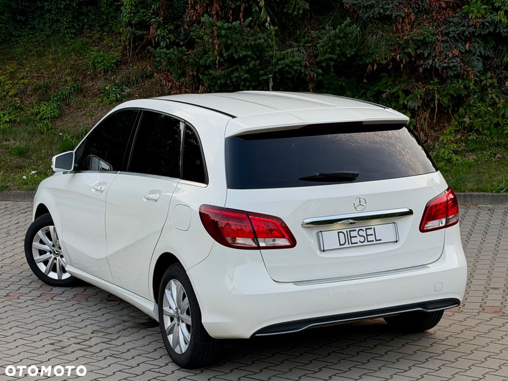 Mercedes-Benz Klasa B 160 d Edition - 14