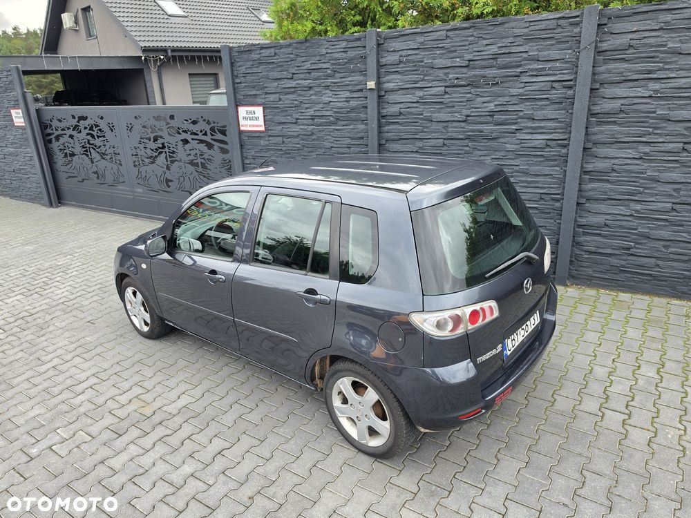 Mazda 2 - 5