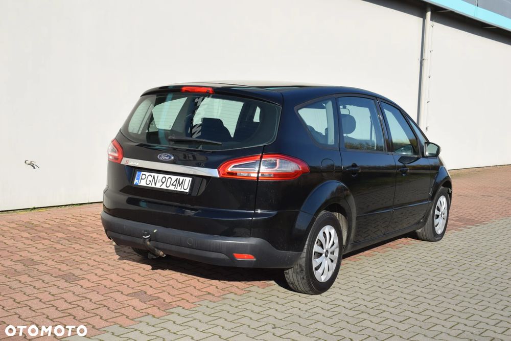 Ford S-Max 2.0 TDCi Ambiente - 16