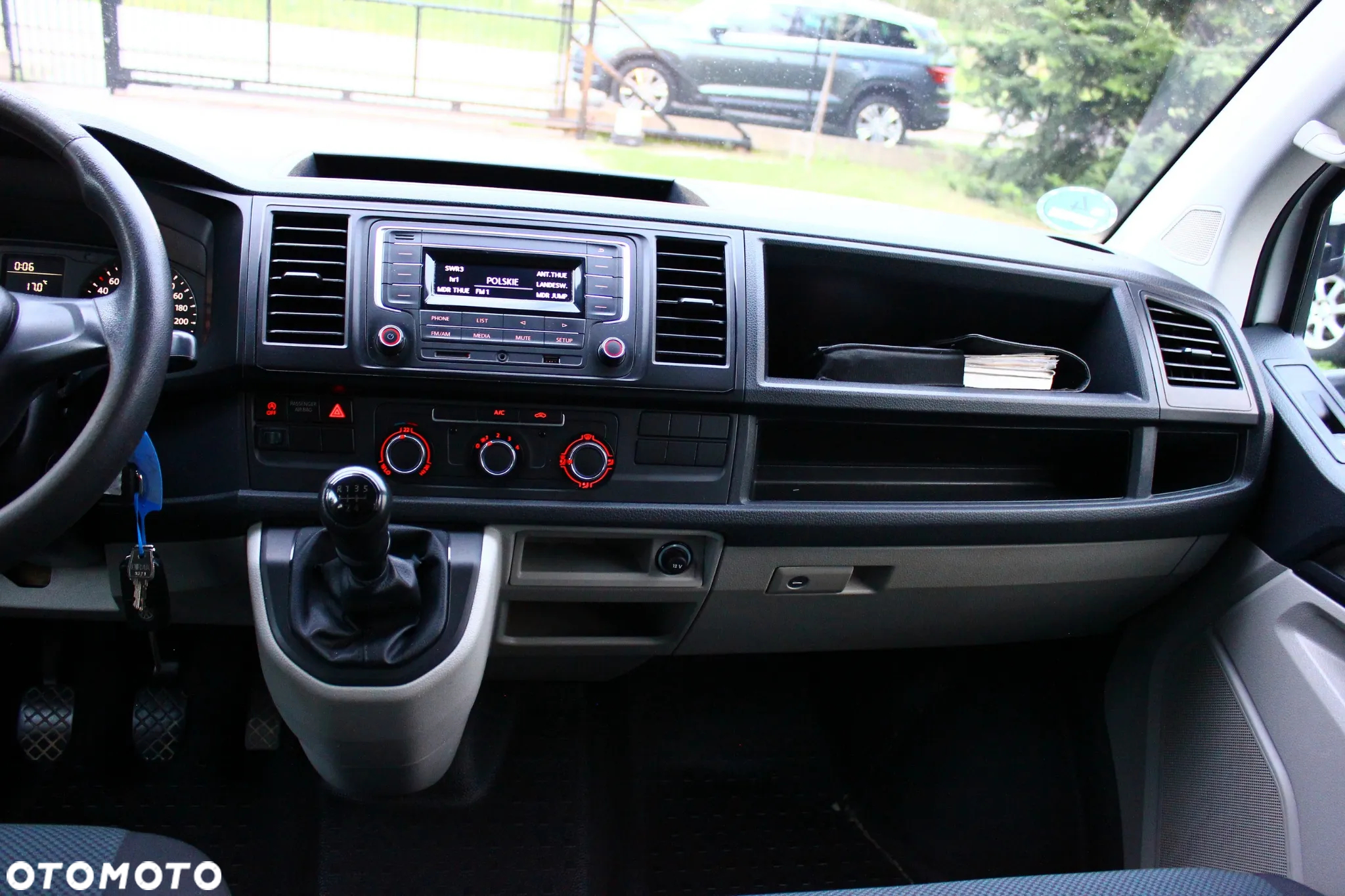 Volkswagen Transporter T6 2.0 TDI 102KM DOKA BRYGADÓWKA 6 OSÓB FV23% - 32