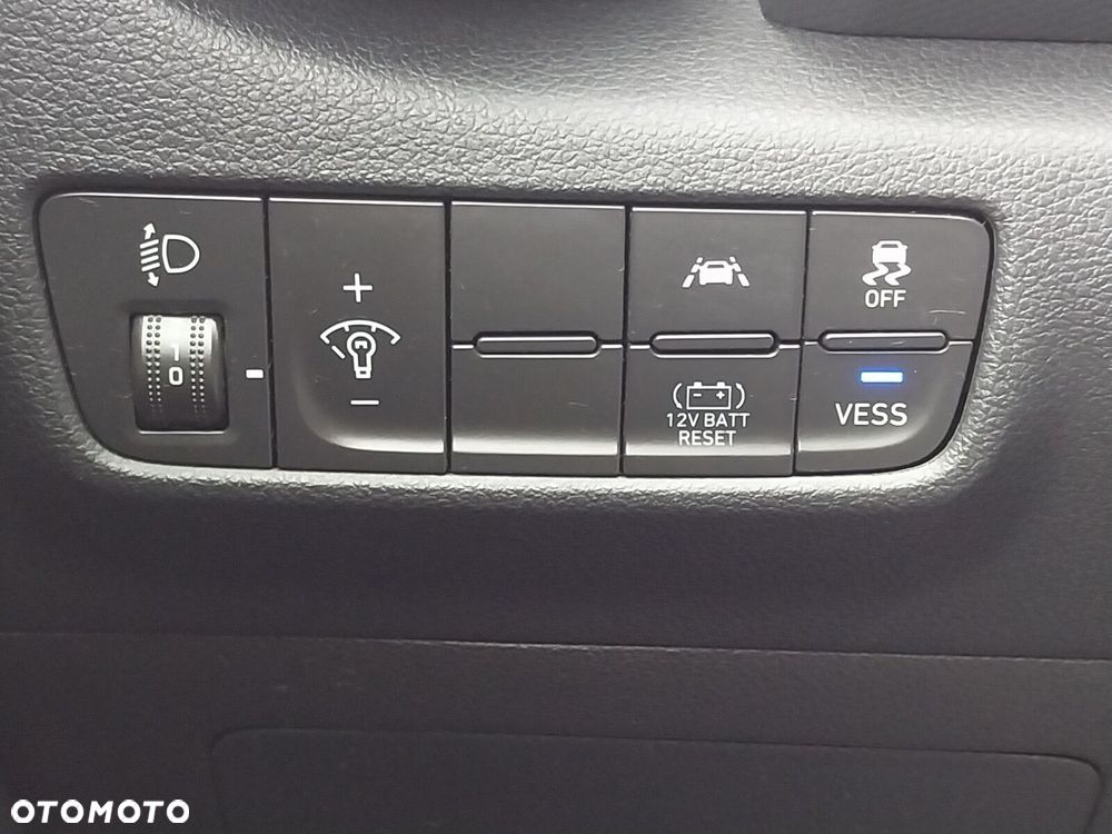 Hyundai Kona 1.6 GDI Hybrid Premium DCT - 14