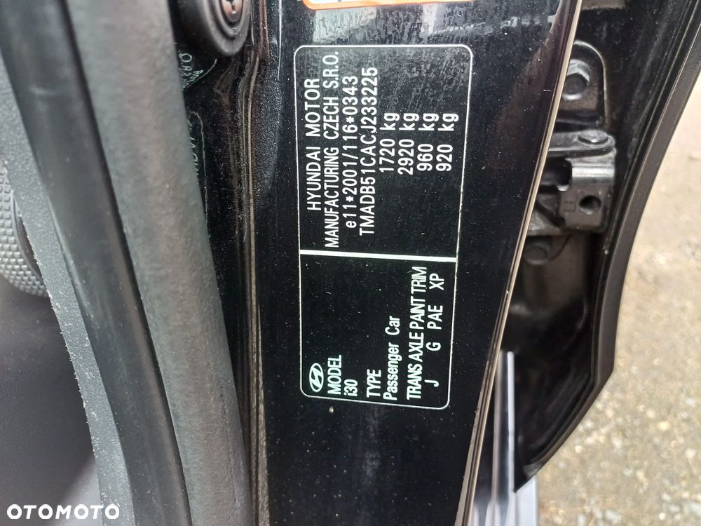 Hyundai i30 i30cw 1.4 blue Comfort - 12