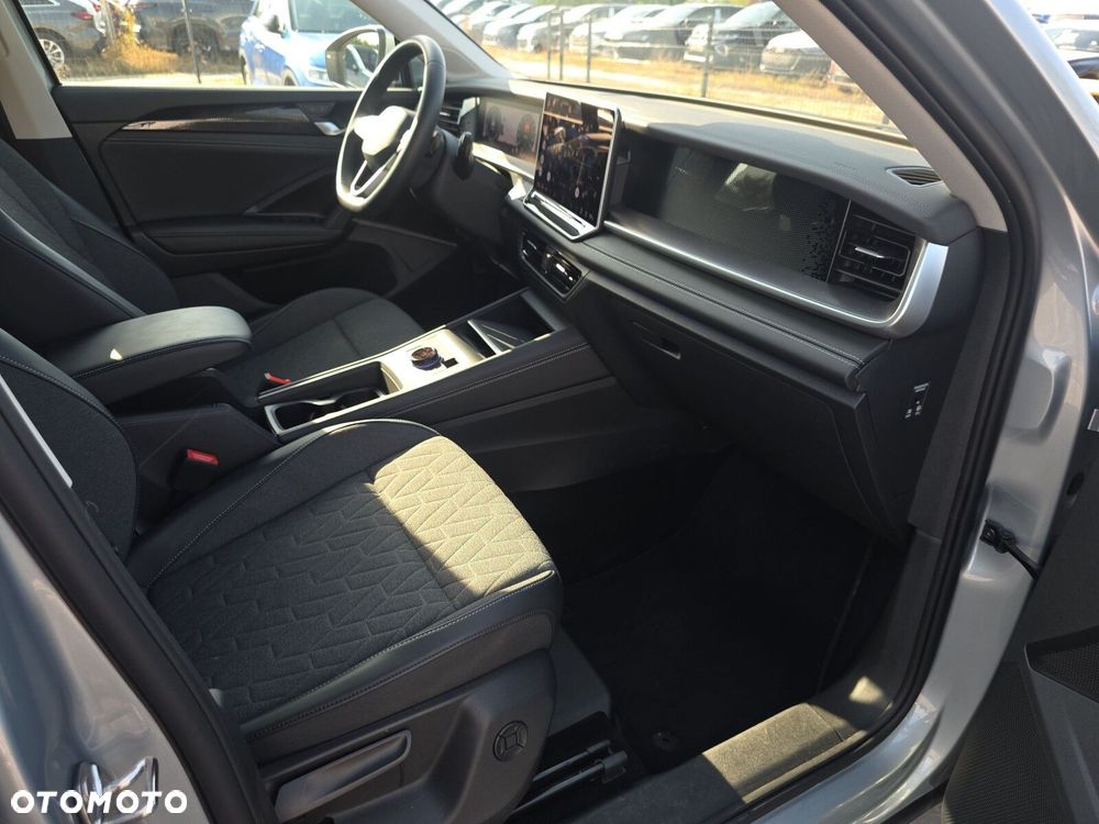 Volkswagen Tayron 1.5 eTSI mHEV Life DSG - 12