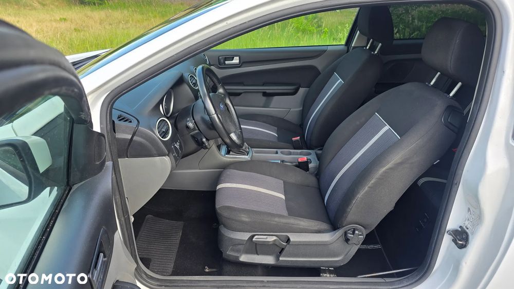 Ford Focus 1.6 16V Viva II - 29