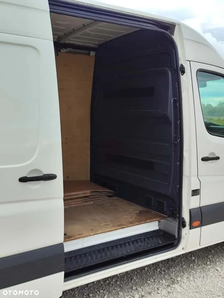 Volkswagen Crafter - 11