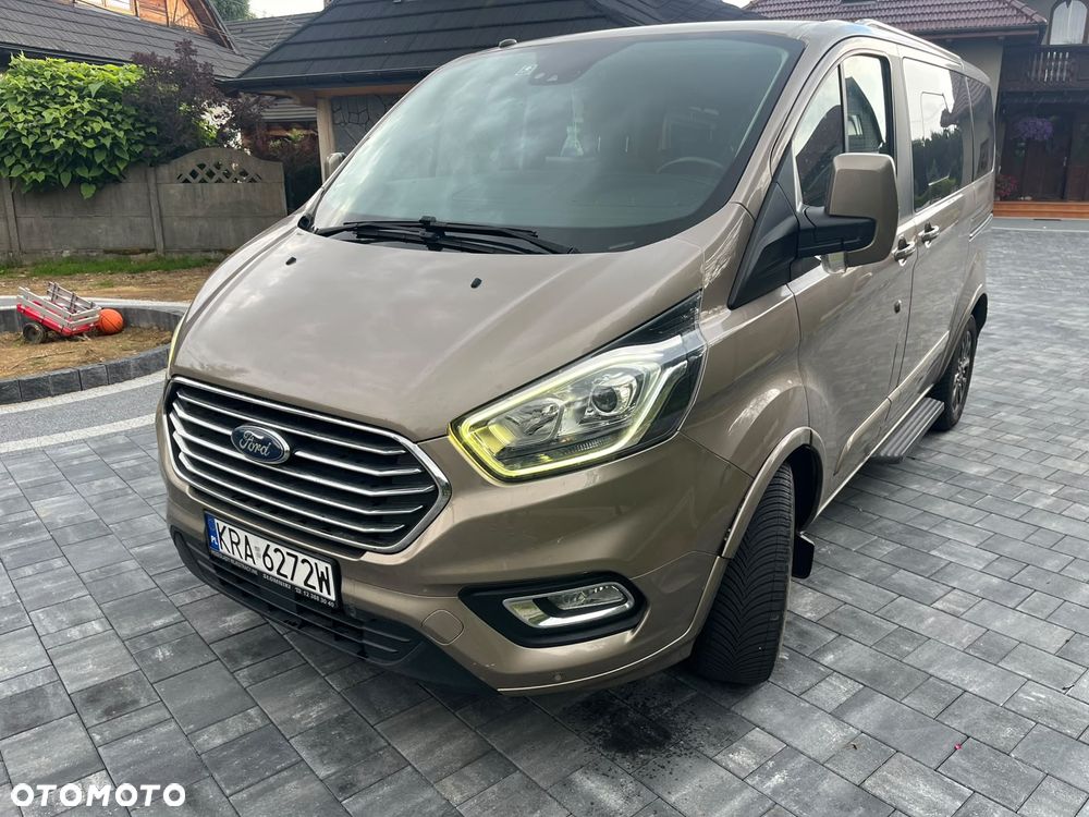 Ford Tourneo Custom - 3