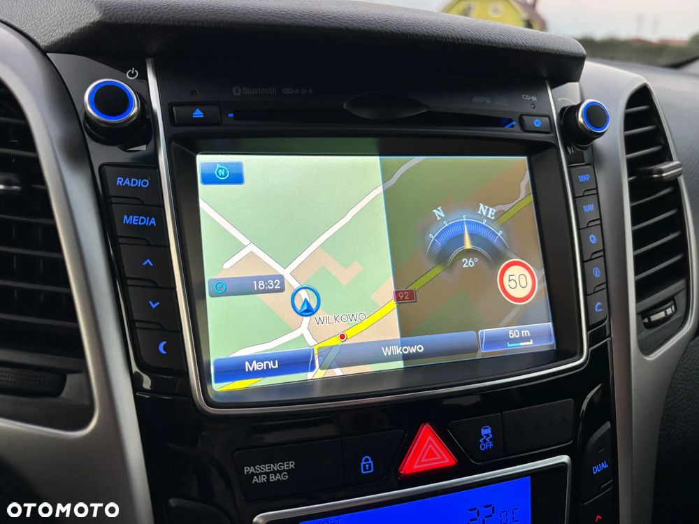 Hyundai i30 blue 1.6 CRDi Passion - 25