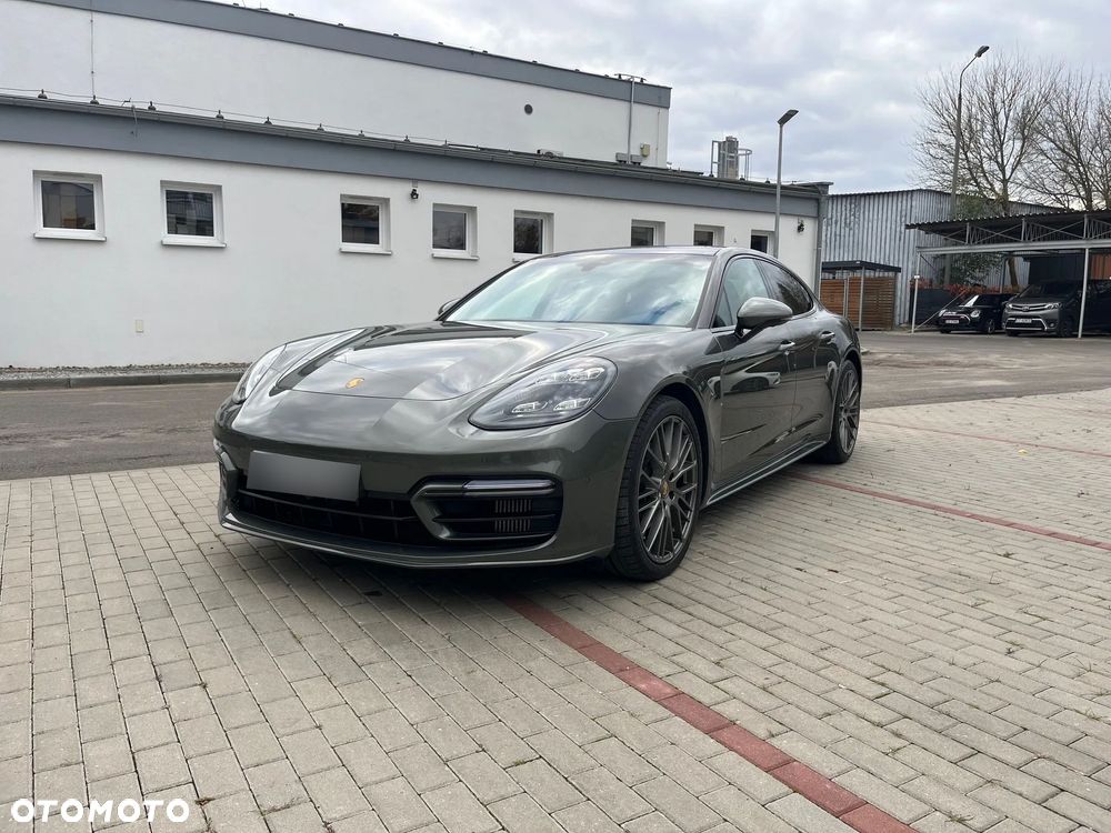 Porsche Panamera 4 Platinum Edition - 7