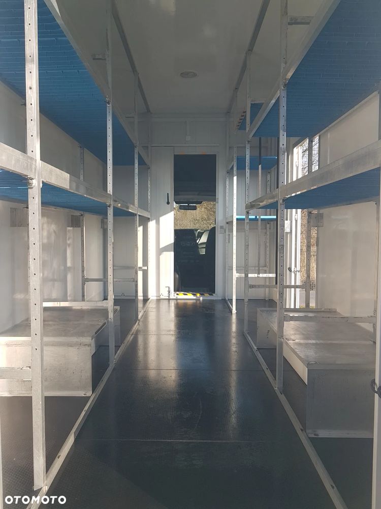 Iveco DAILY KONTENER NISKOPODŁOGOWY 4,43x2,23x2,42 SKLEP FOODTRUCK BAR KLIMA KONIOWÓZ KAMPER - 22