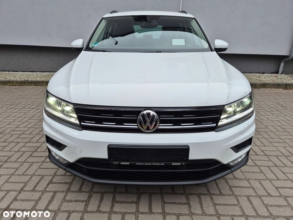 Volkswagen Tiguan 2.0 TDI SCR BlueMotion Technology Sport & Style - 8