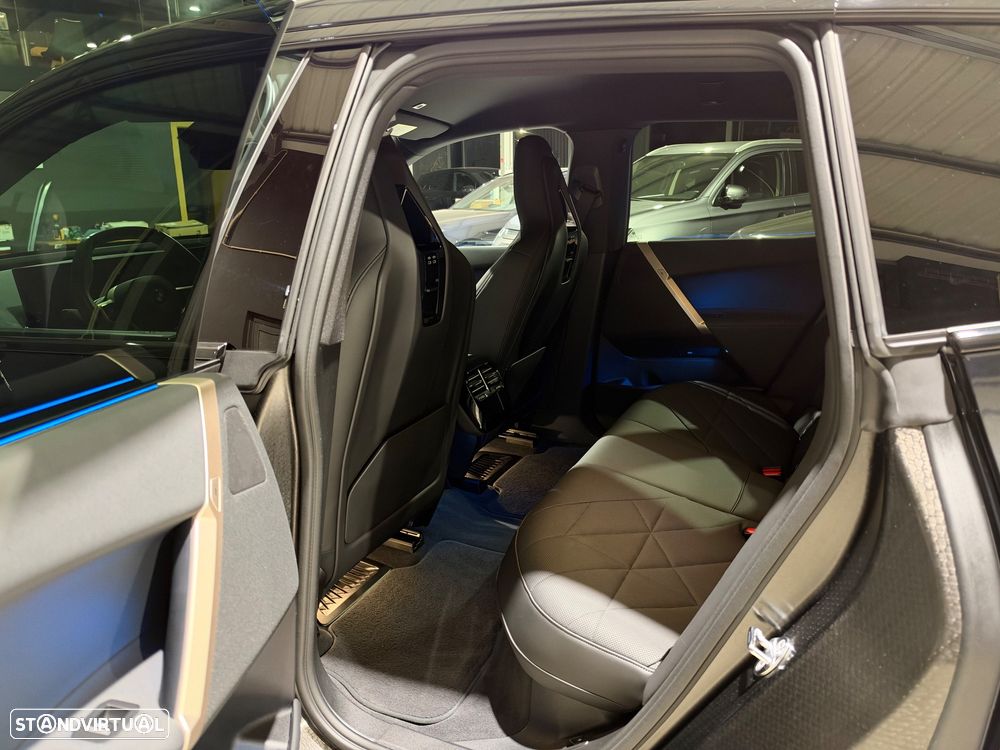 BMW iX xDrive 40 Pack Desportivo - 15