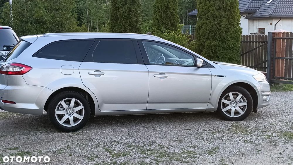 Ford Mondeo 2.0 TDCi Ambiente - 16