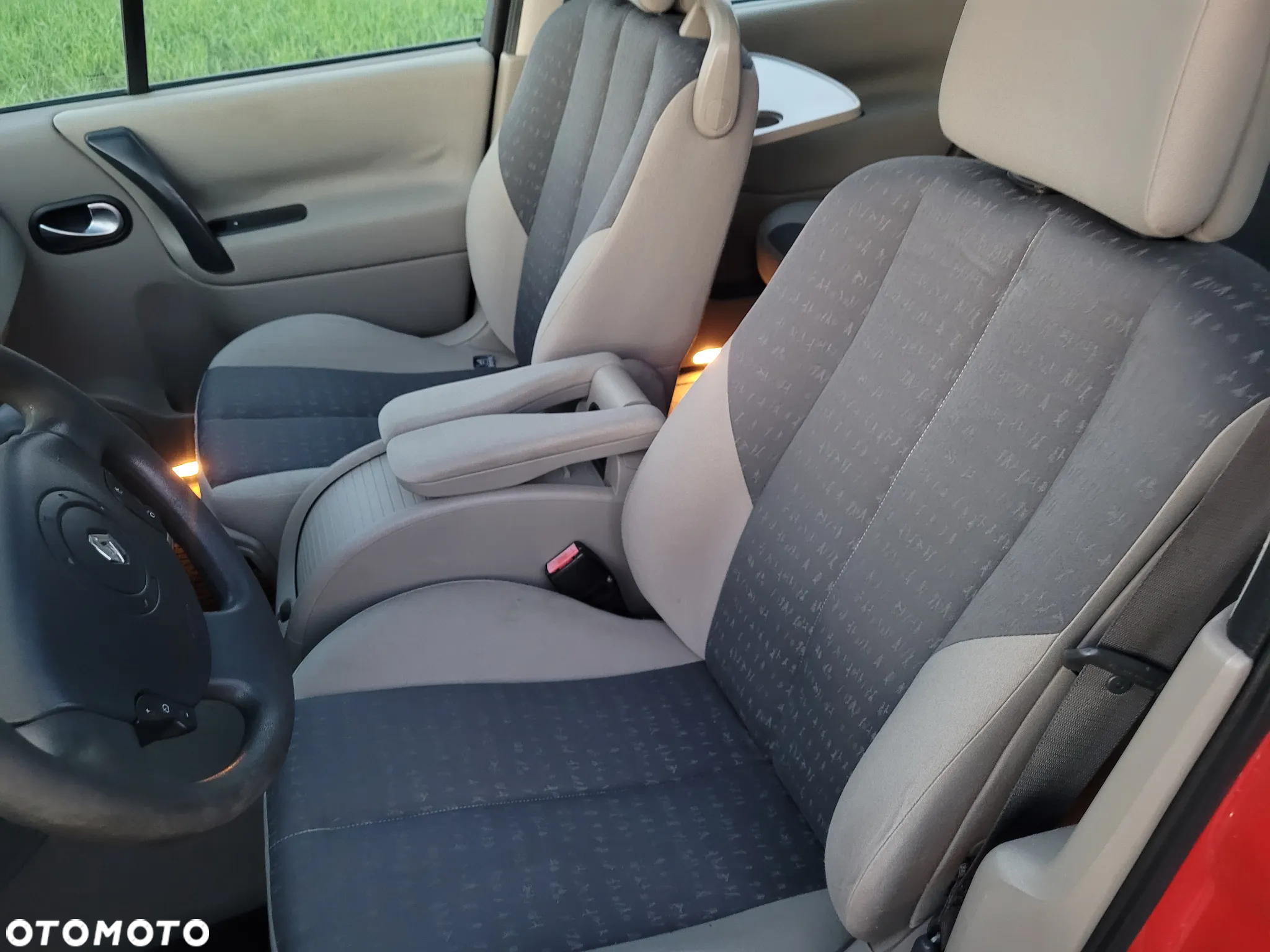 Renault Scenic 1.6 16V Authentique Avantage - 11