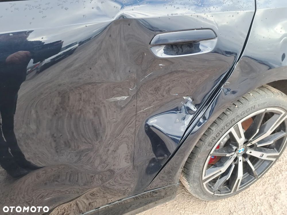 BMW Seria 5 520d xDrive mHEV M Sport - 27