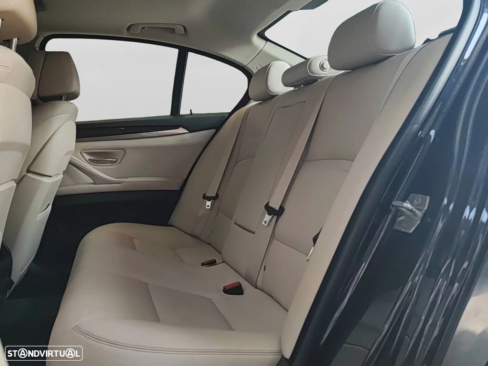 BMW 525 d Auto - 5