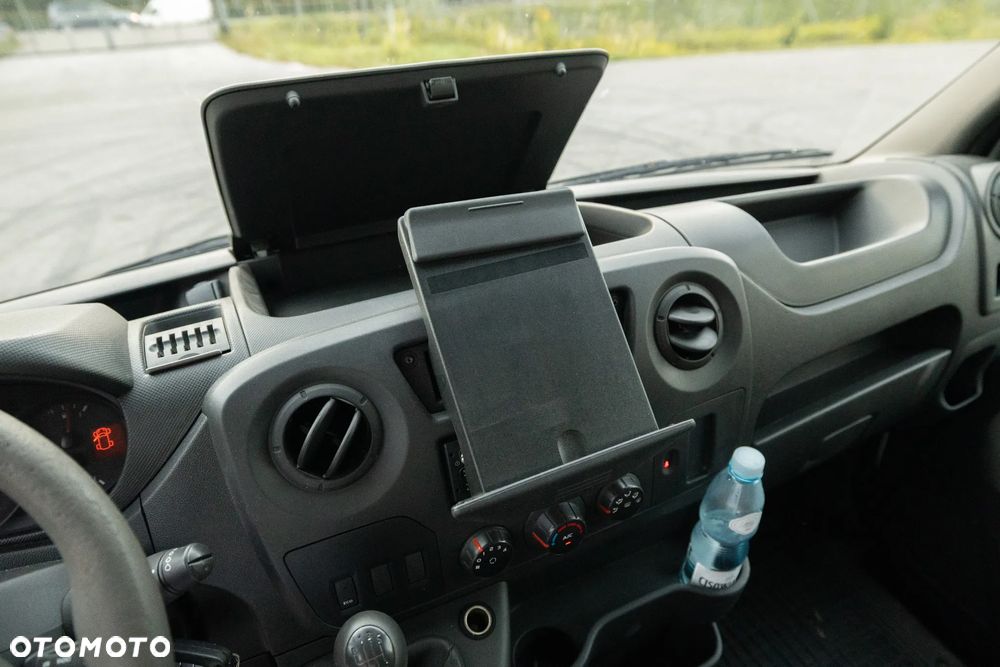 Renault Master - 32
