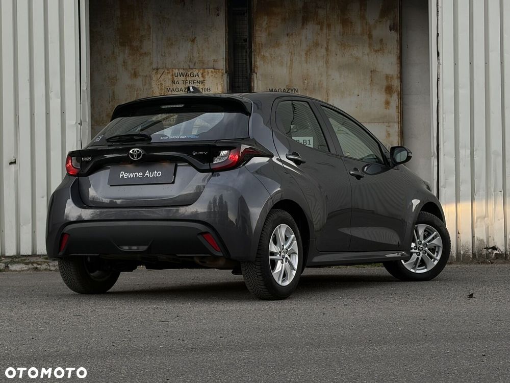 Toyota Yaris - 16