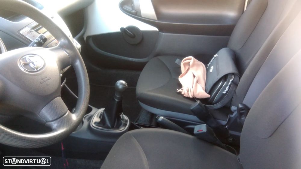 Toyota Aygo 1.0 - 15