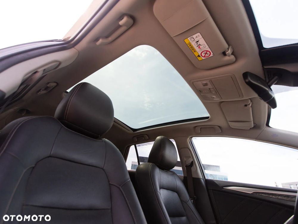 Toyota Avensis 2.0 D-4D Premium - 20
