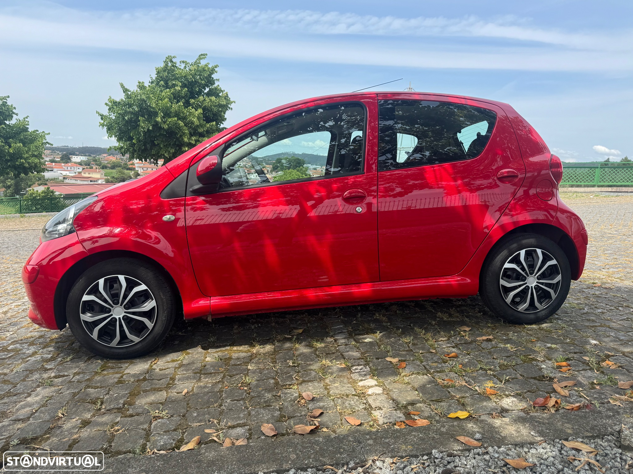 Toyota Aygo 1.0 + AC - 7
