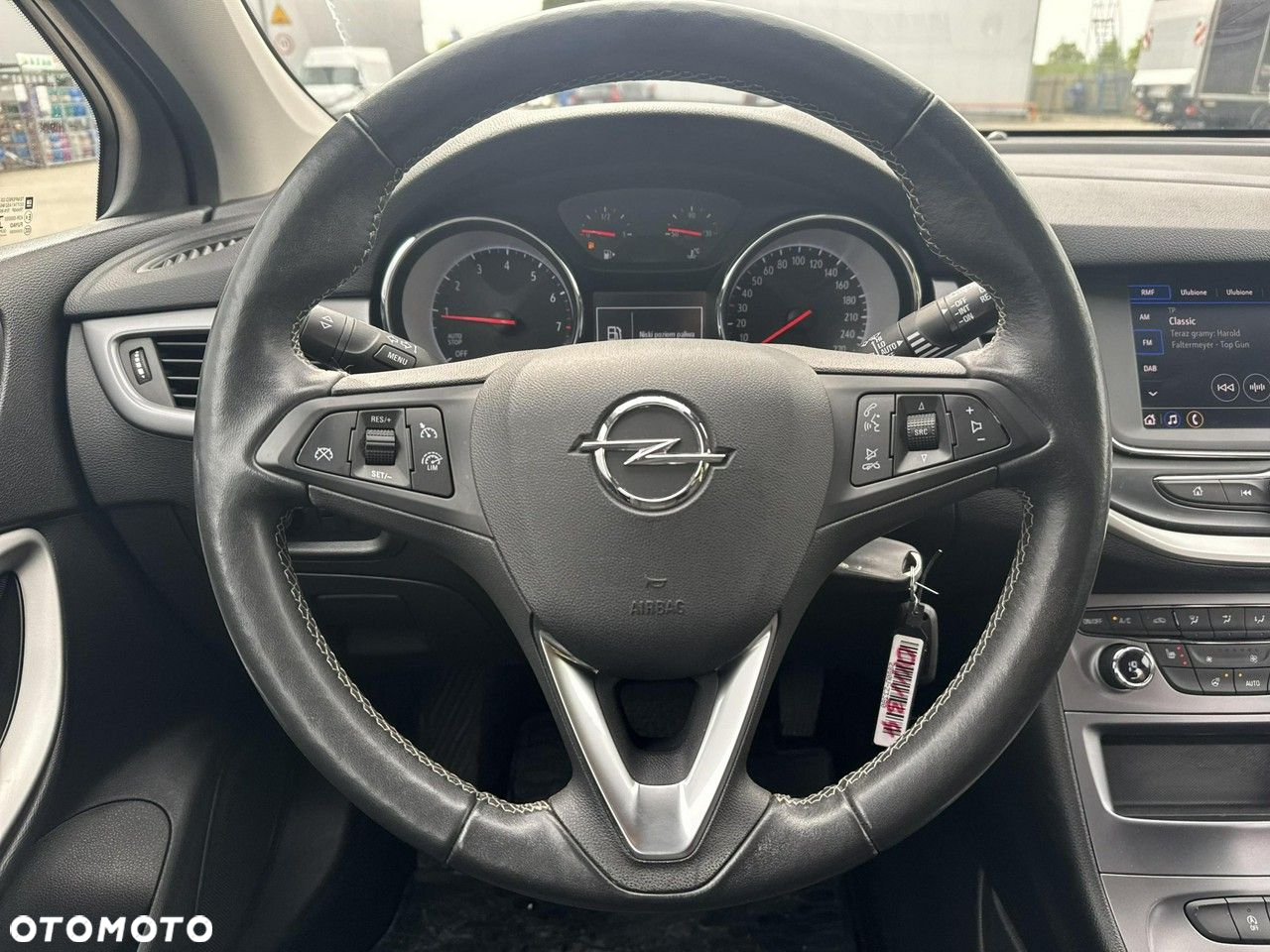 Opel Astra V 1.4 T Edition S&S - 25
