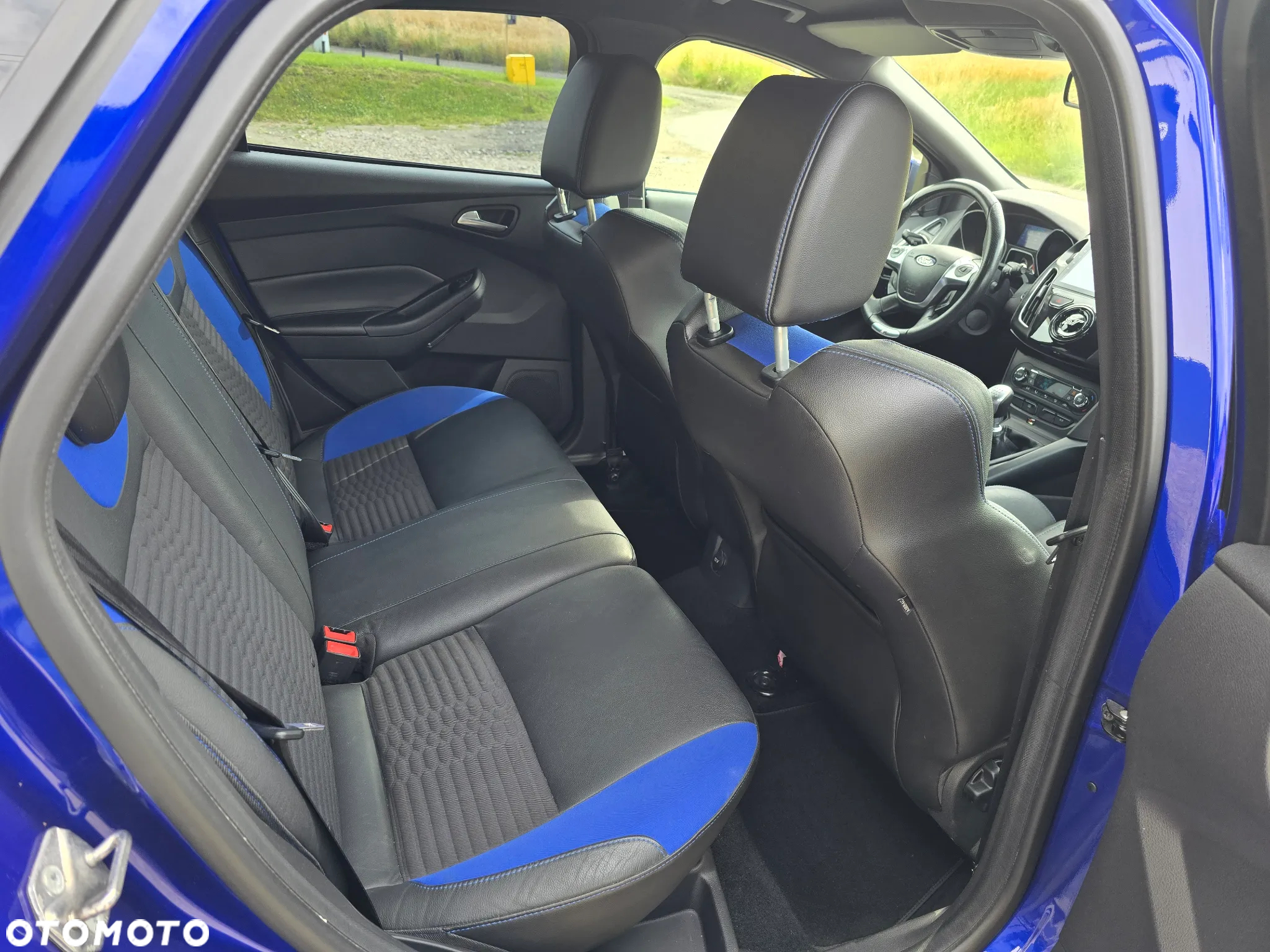 Ford Focus 2.0 EcoBoost ST - 11