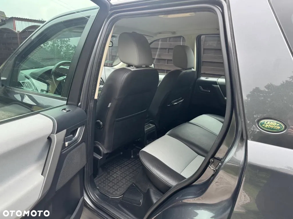 Land Rover Freelander II 2.2TD S - 14