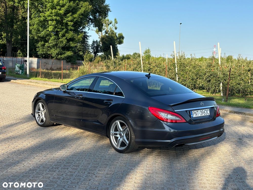 Mercedes-Benz CLS 350 CDI 4-Matic BlueEff - 4
