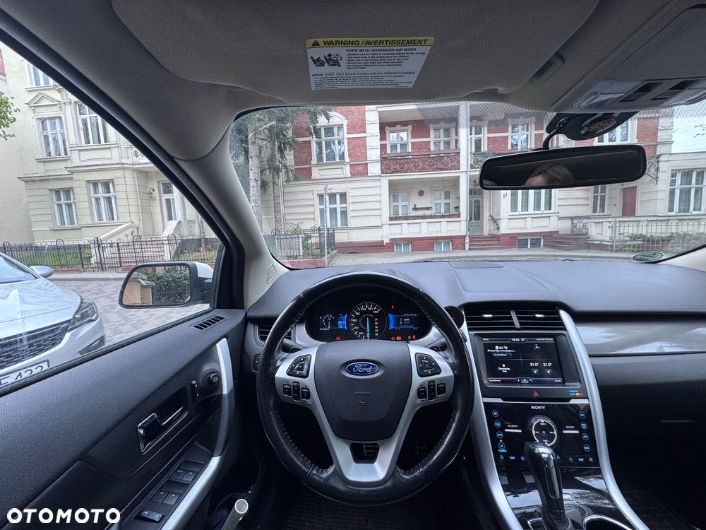 Ford Edge - 18