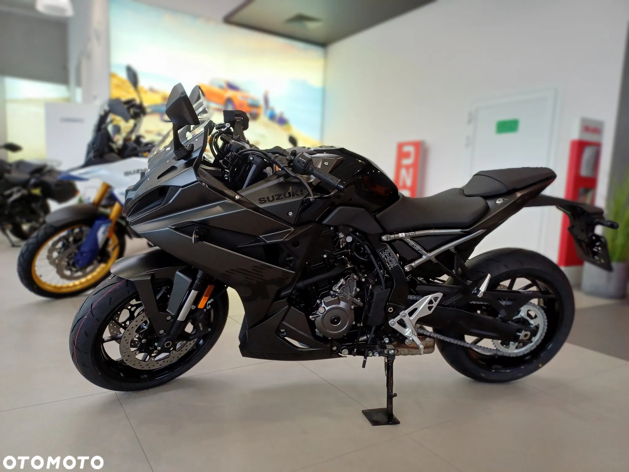 Suzuki GSX - 3