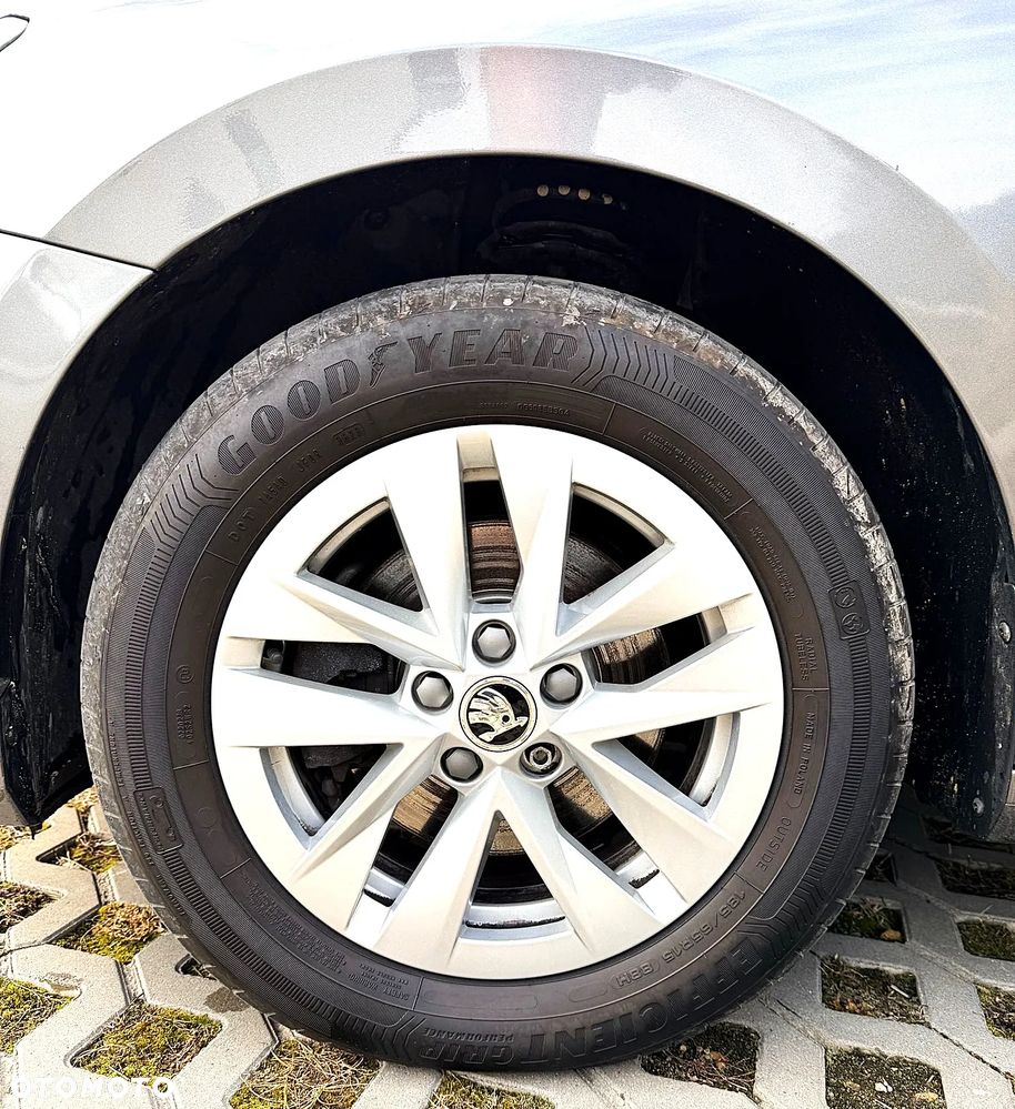 Skoda Fabia 1.0 TSI Ambition - 7