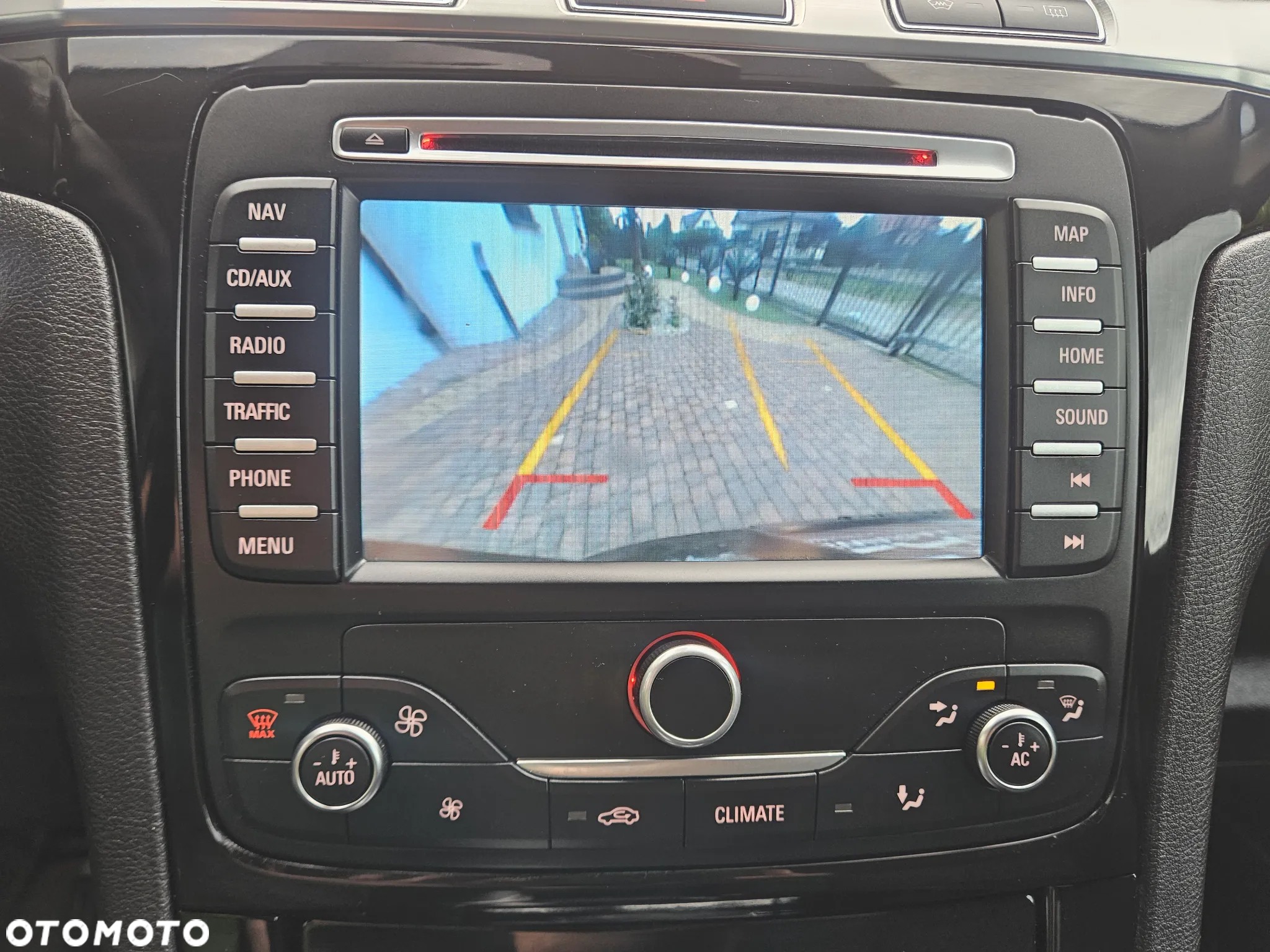 Ford S-Max 2.0 TDCi DPF Titanium X - 10