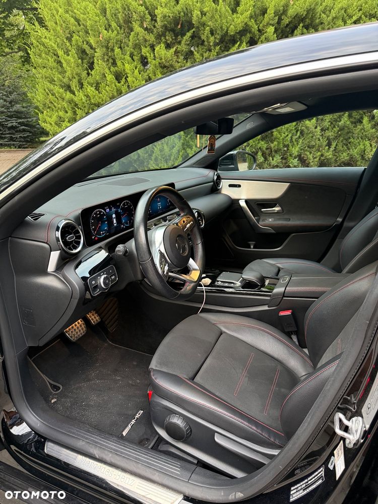 Mercedes-Benz CLA 180 AMG Line 7G-DCT - 16