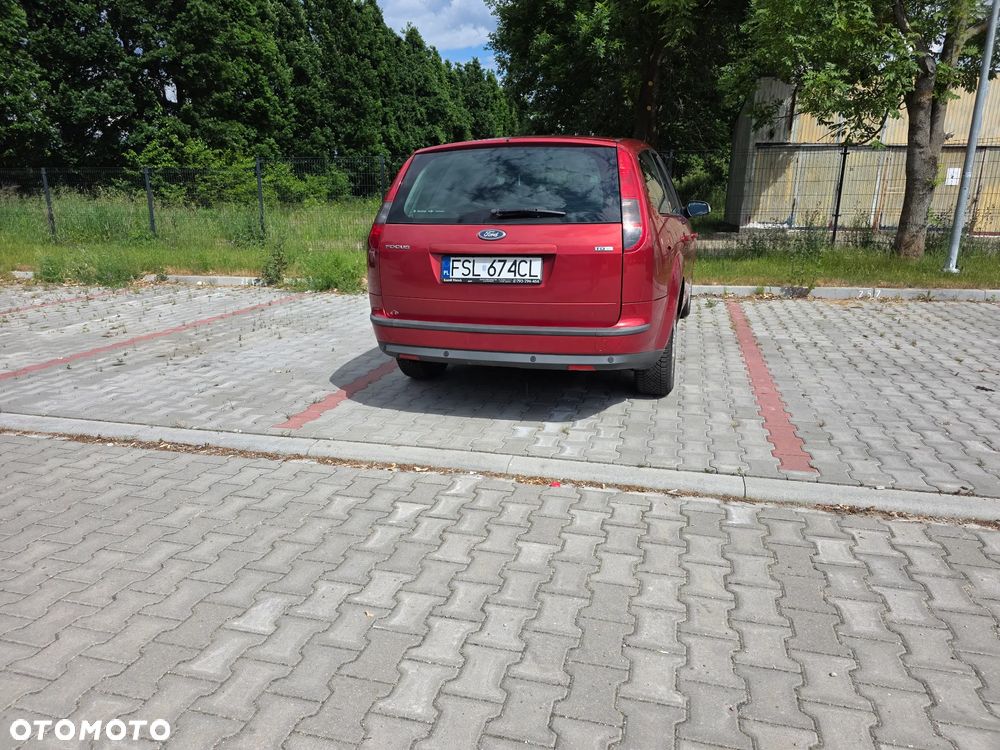 Ford Focus 2.0 TDCi Ghia - 4