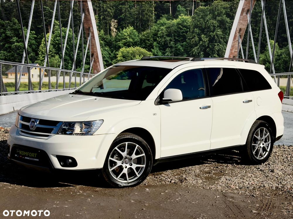 Fiat Freemont 2.0 Multijet 16V DPF Automatik Allrad Lounge - 2