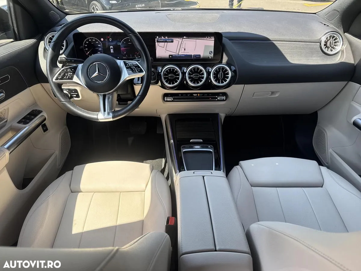 Mercedes-Benz GLA 200 d 4Matic 8G-DCT - 11