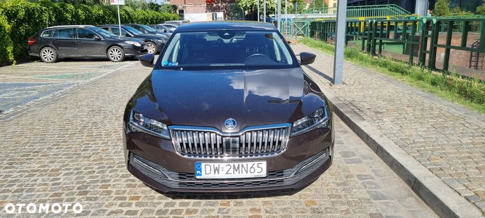 Skoda Superb 2.0 TDI SCR 4x4 L&K DSG - 3