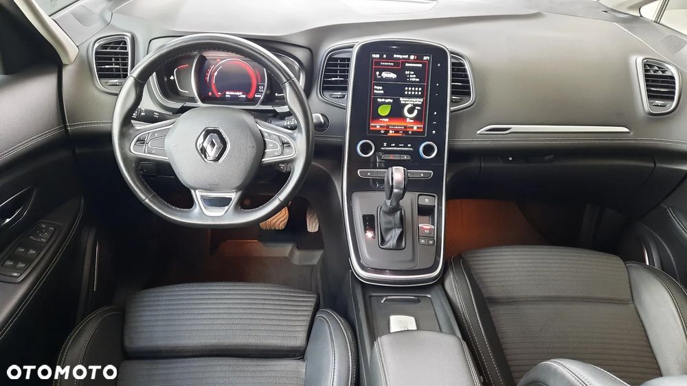 Renault Grand Scenic ENERGY TCe 160 EDC BOSE EDITION - 16