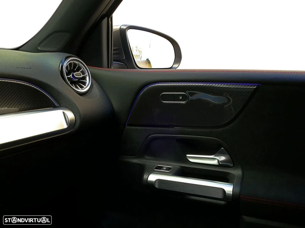 Mercedes-Benz GLB 180 d AMG Line - 17