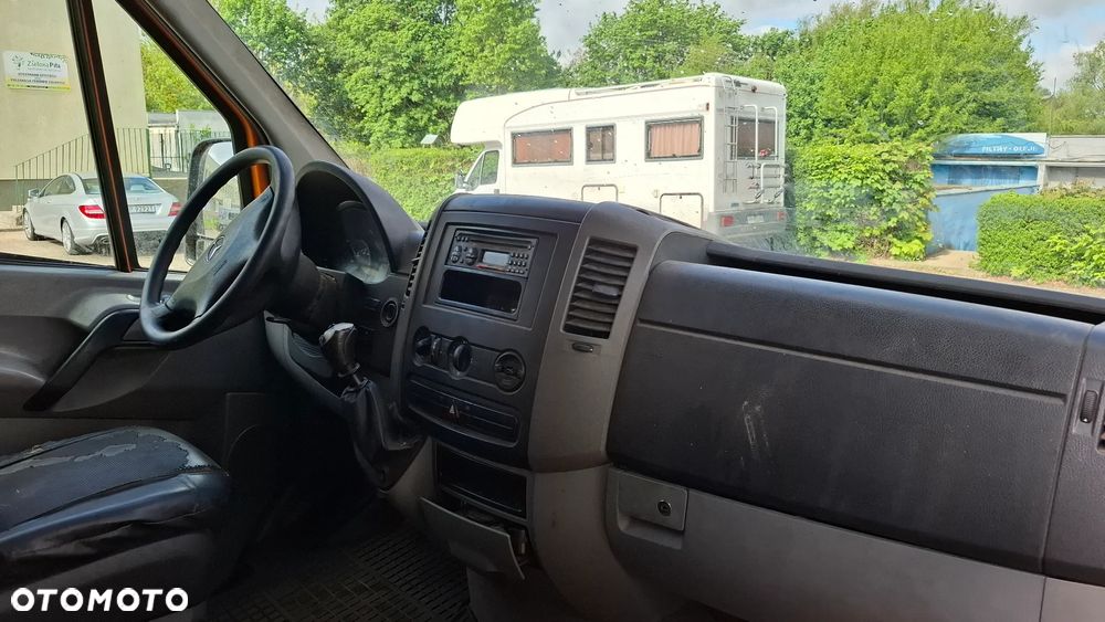 Mercedes-Benz Sprinter - 17
