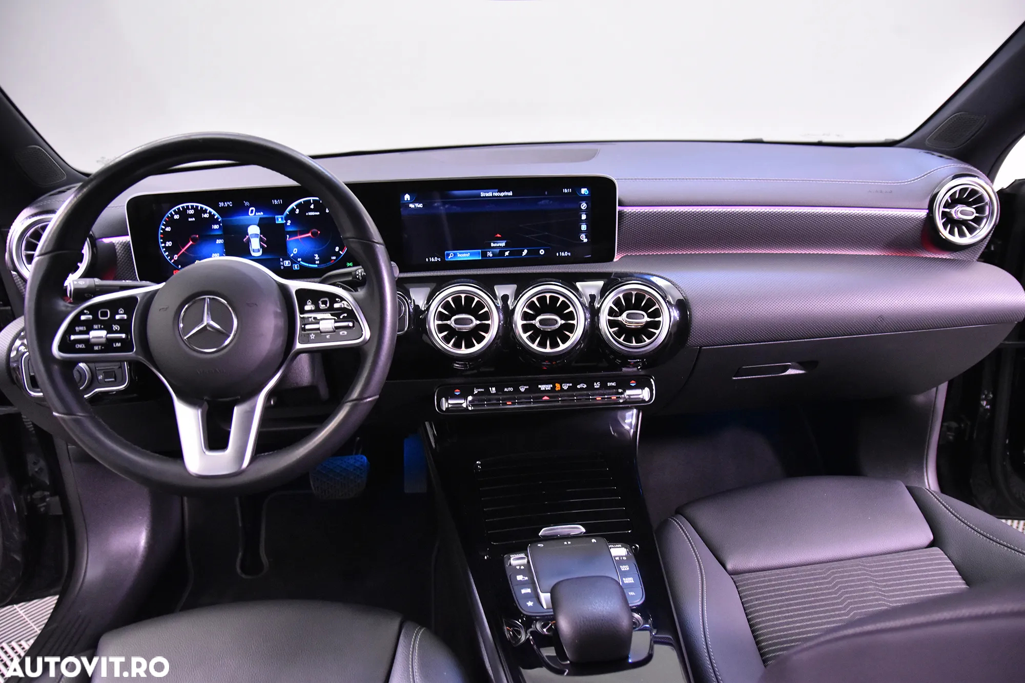 Mercedes-Benz CLA 180 7G-DCT - 9