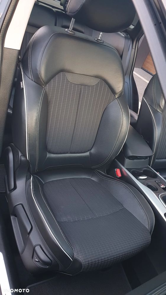 Renault Kadjar 1.3 TCe FAP Black Edition EDC - 24