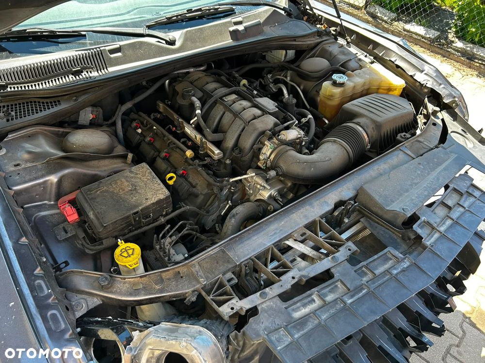 Dodge Challenger - 27