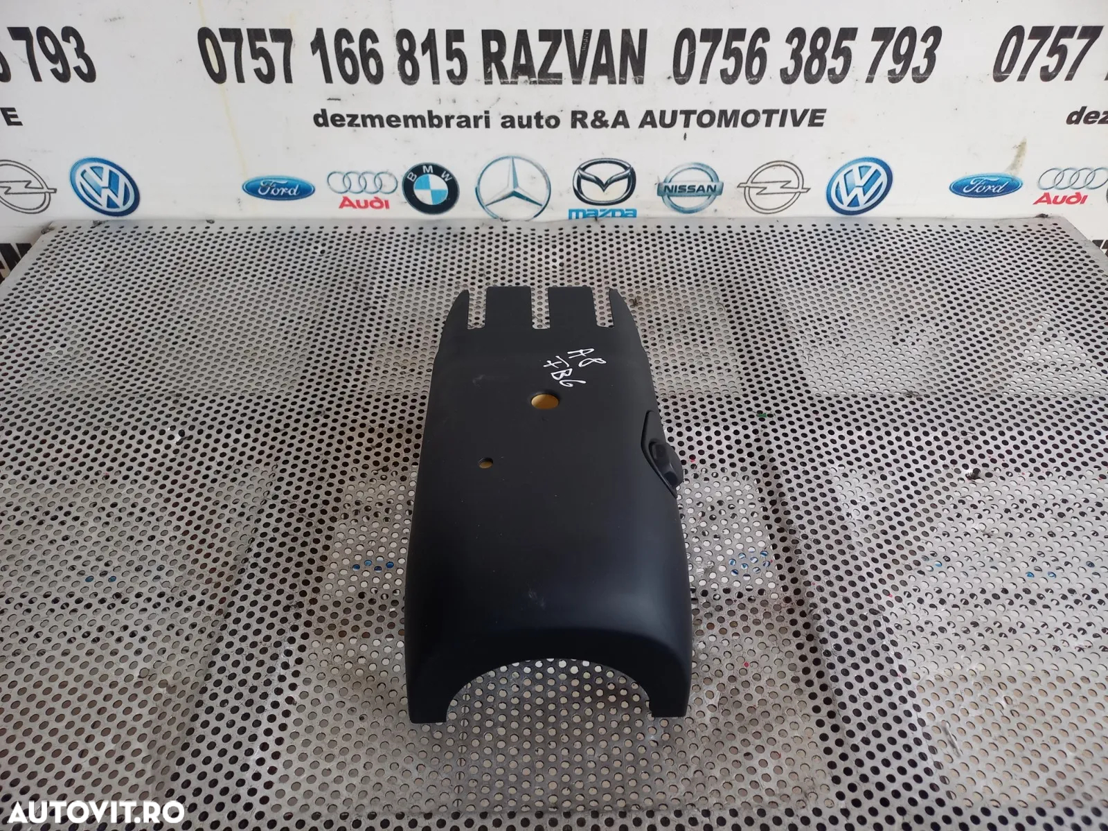 Cochilie Carcasa Volan Audi A8 4H D4 An 2010-2011-2012-2013-2014-2015-2016-2017 Volan Stanga Dezmem - 2