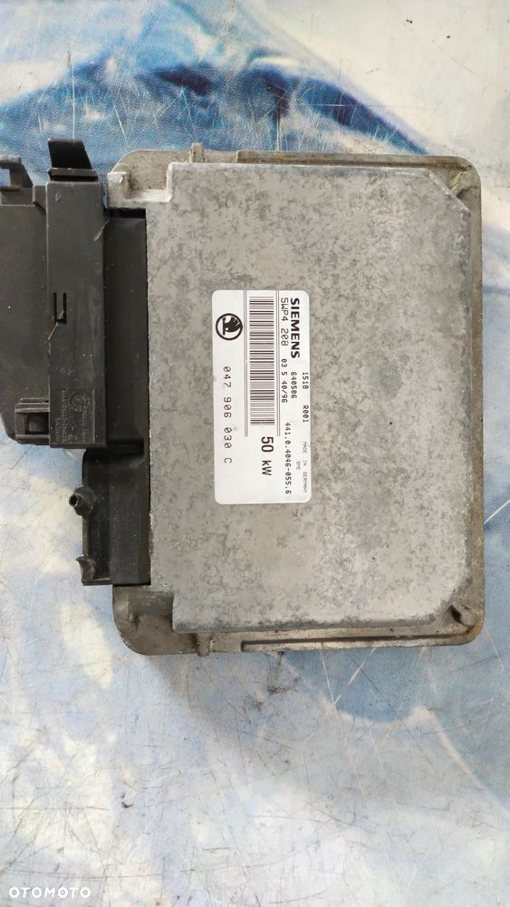 SIEMENS Komputer silnika ECU (jednostka sterująca silnika) - 2